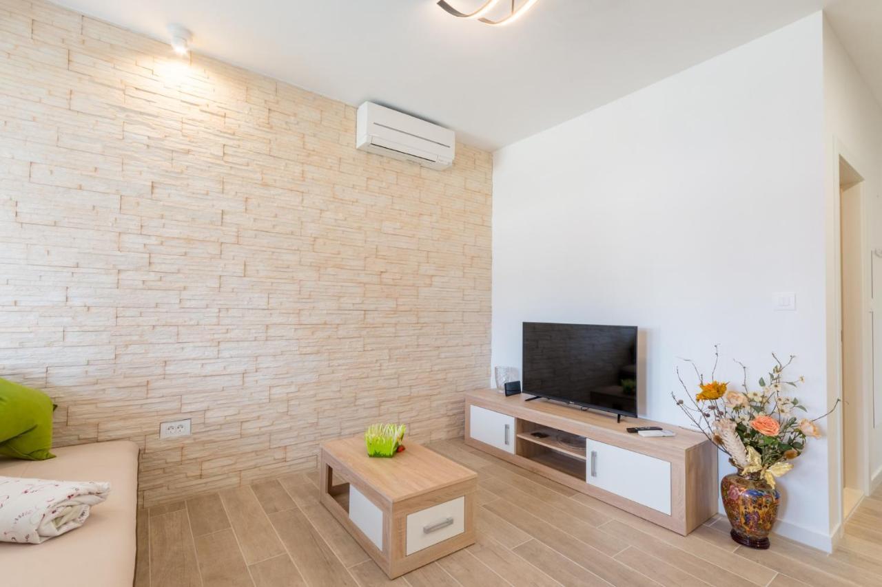 Apartments Niro Сплит Екстериор снимка