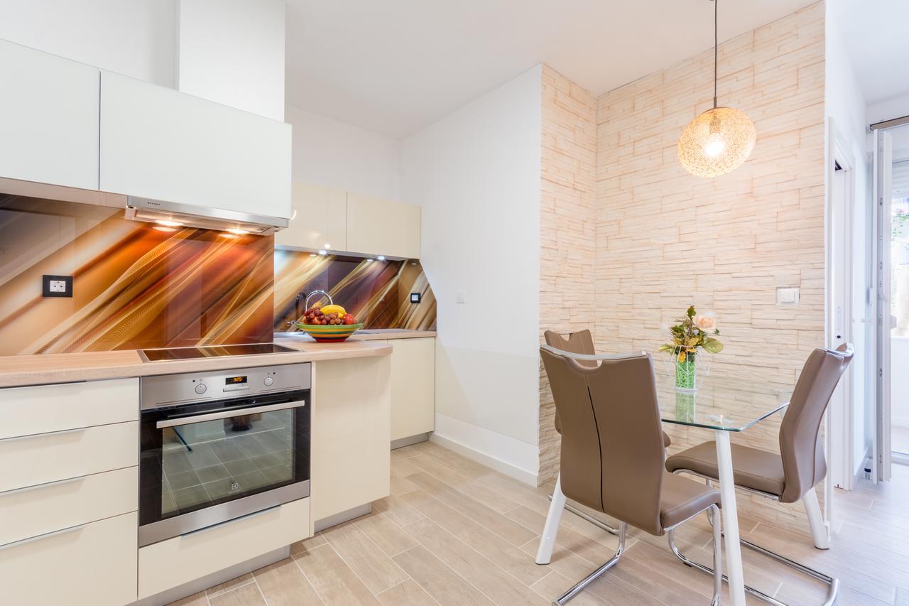 Apartments Niro Сплит Екстериор снимка